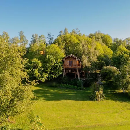 Chalet Casa Sull'albero La Quiete In Piemonte *