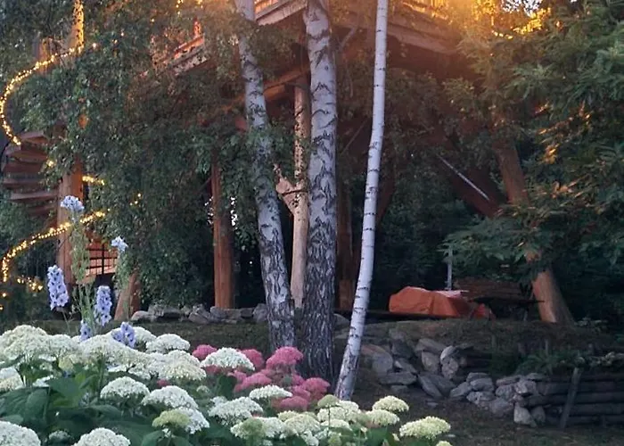 Chalet Casa Sull'albero La Quiete In Piemonte