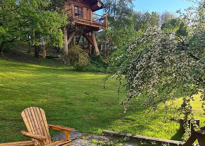 Chalet Casa Sull'albero La Quiete In Piemonte